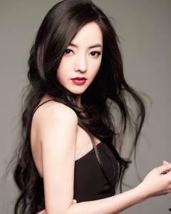 校花前传演员王美心,王美心演绎青春校园传奇